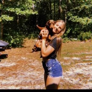 Meet your Posher, Kiki